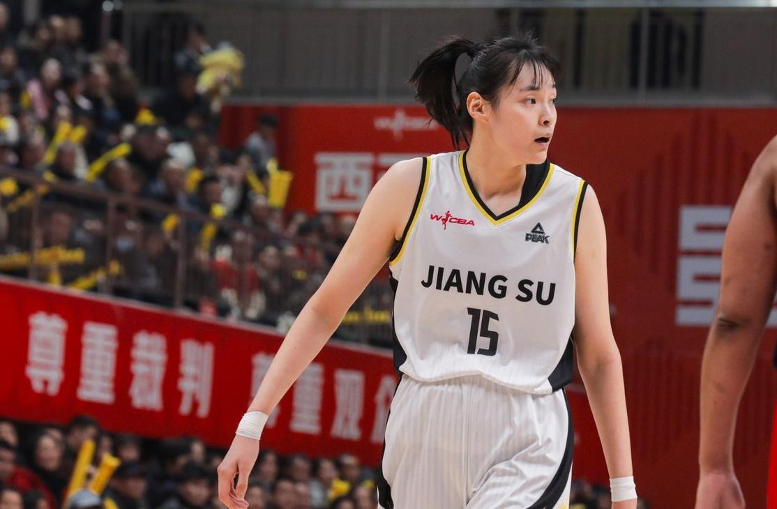 3大数据前3！女篮25岁2米王牌闪耀：力压女奥尼尔，宫鲁鸣召她？ | 中国区|球友会|股份有限公司